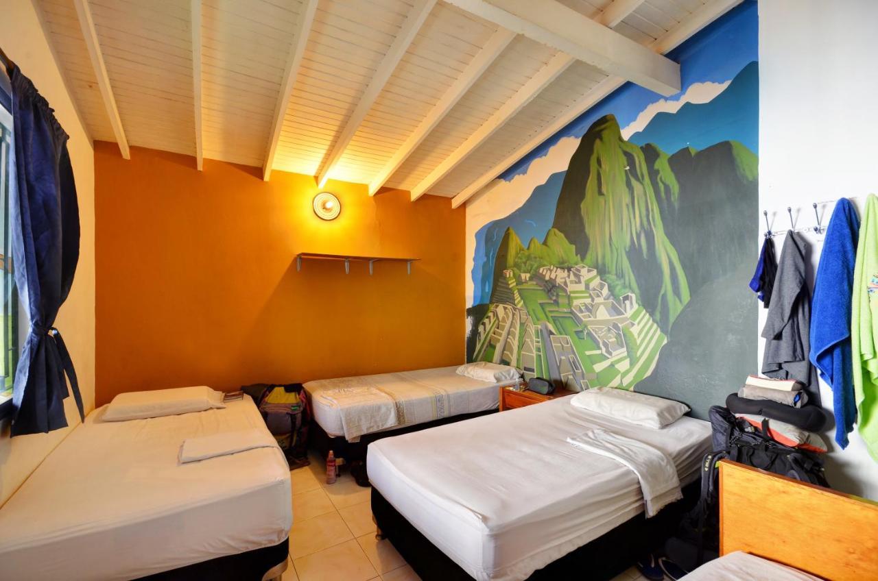 Albergue The Wandering Paisa (Adults Only) Medellín Exterior foto