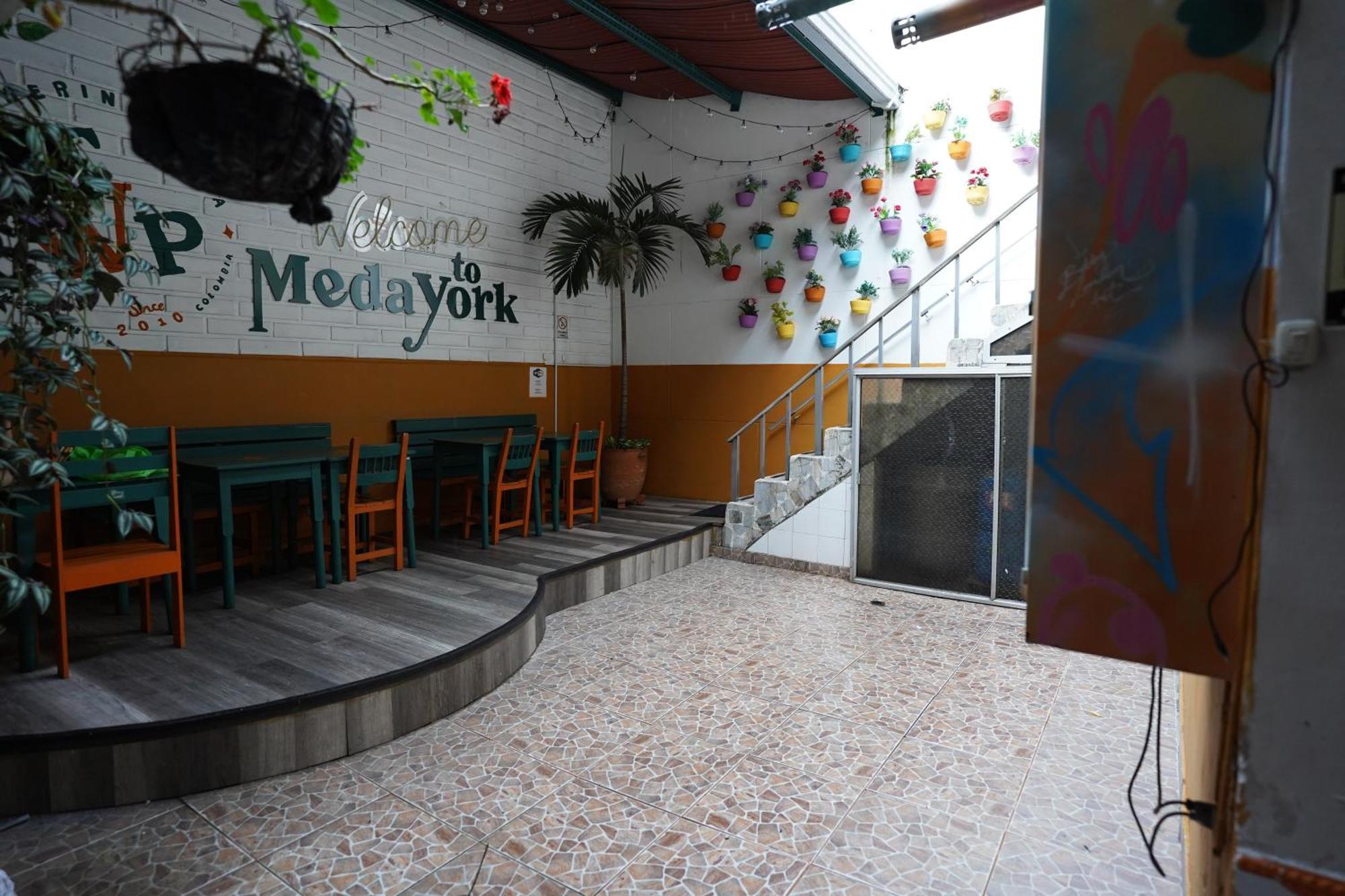 Albergue The Wandering Paisa (Adults Only) Medellín Exterior foto